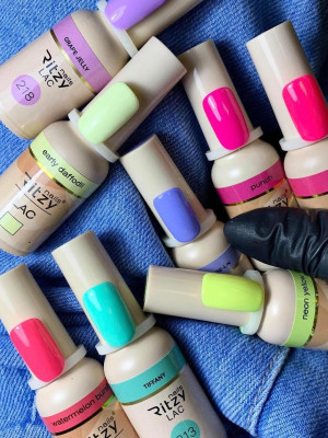 IN STYLE RITZY NAILS mood board (8 colours) (TPO FREE)