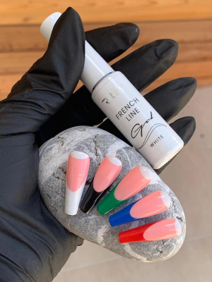  FRENCH LINE gel WHITE ( with a thin brush) 