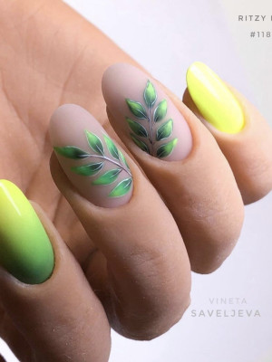 Ritzy Lac NEON YELLOW 119 (tpo free)