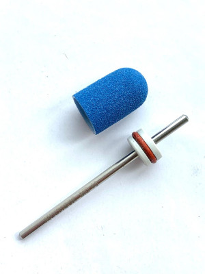 Pedicure bit with a removable composite cap BLUE Fine C10B